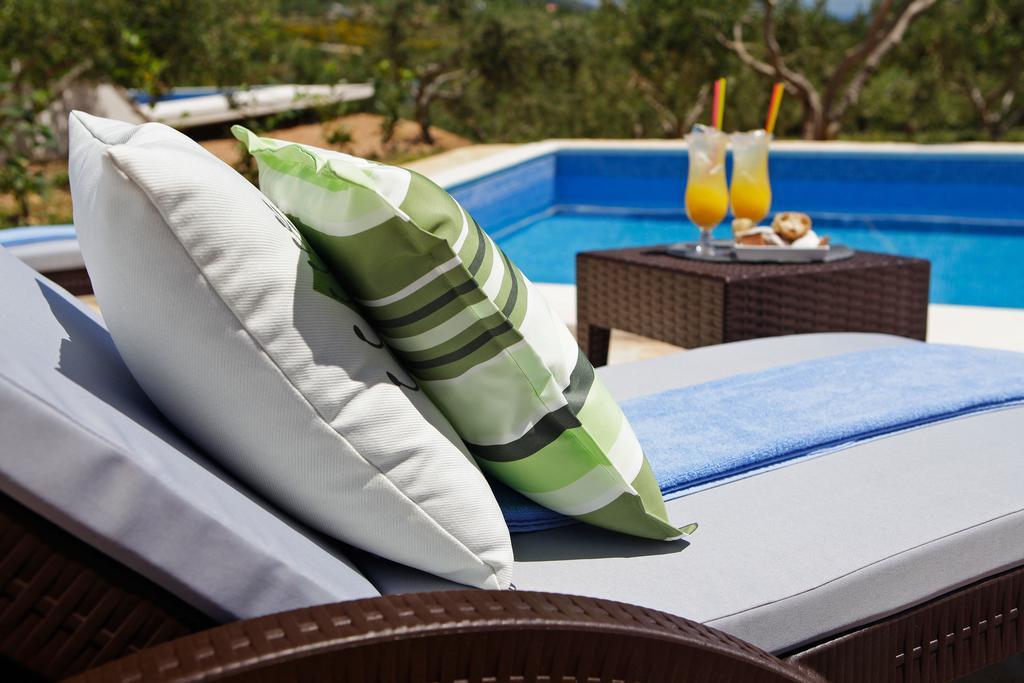 Holiday Homes Oliva Bol Rom bilde